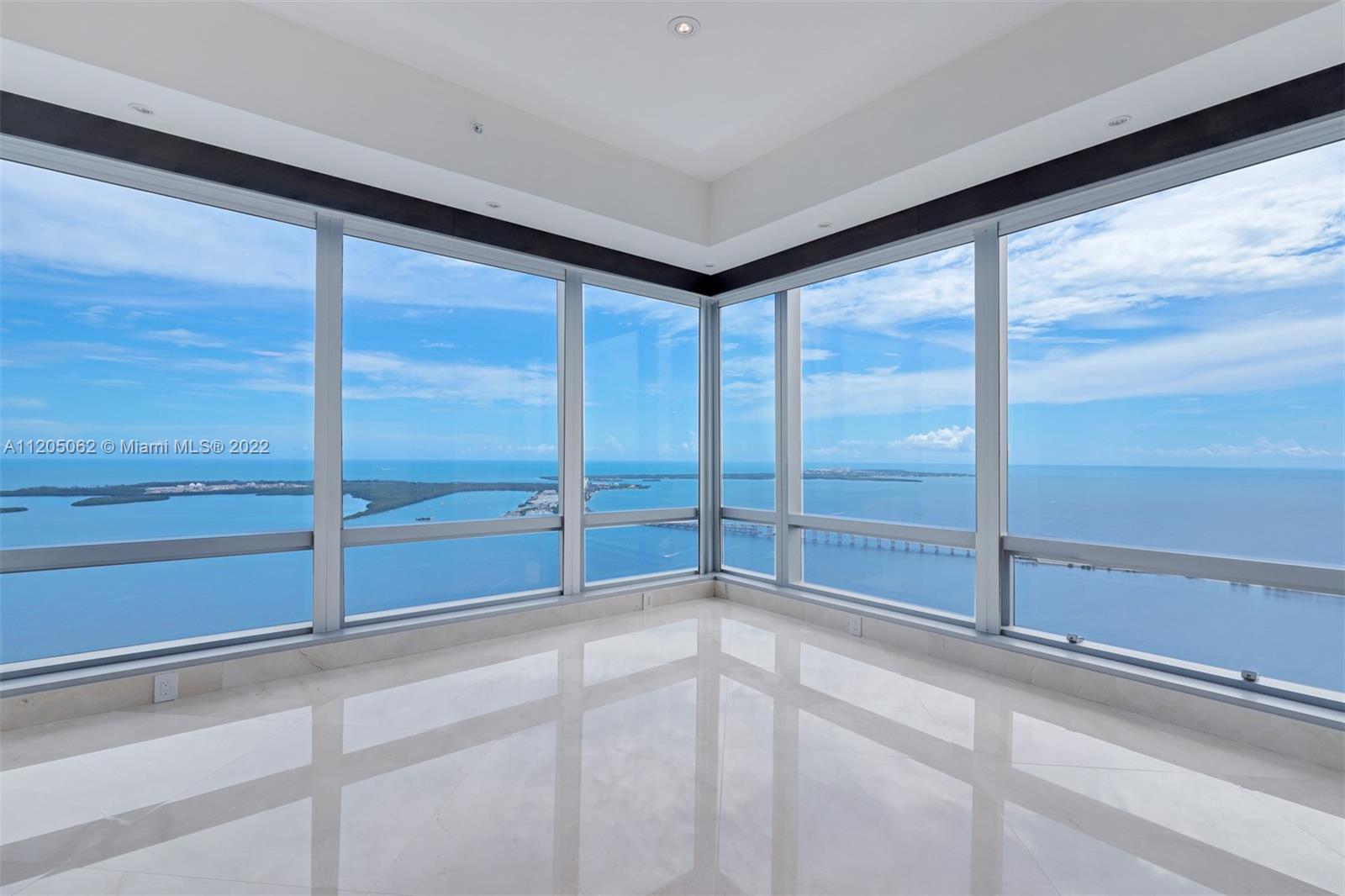 1425 Brickell Ave 63F, Miami, FL 33131, 3 Bedrooms Bedrooms, ,4 BathroomsBathrooms,Residential,For Sale,Brickell Ave,A11205062