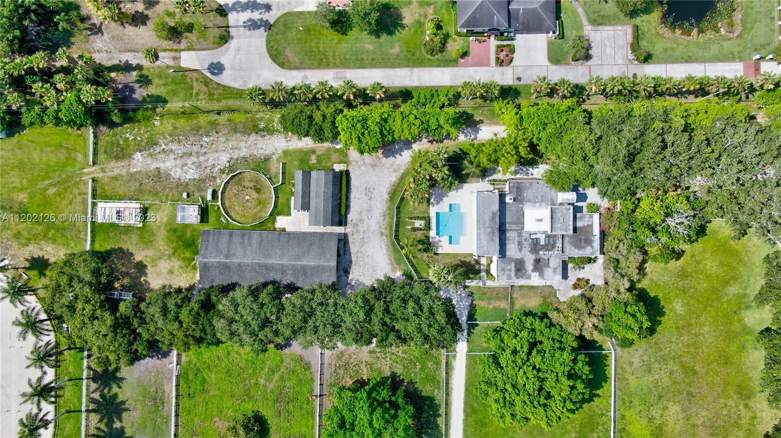 2240 SW 154th Ave  For Sale A11202126, FL