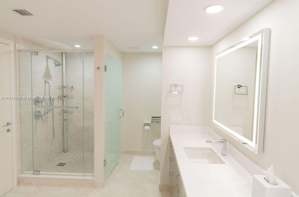 488 NE 18th St 5012, Miami, Florida 33132, 3 Bedrooms Bedrooms, ,4 BathroomsBathrooms,Residential,For Sale,488 NE 18th St 5012,A11211899