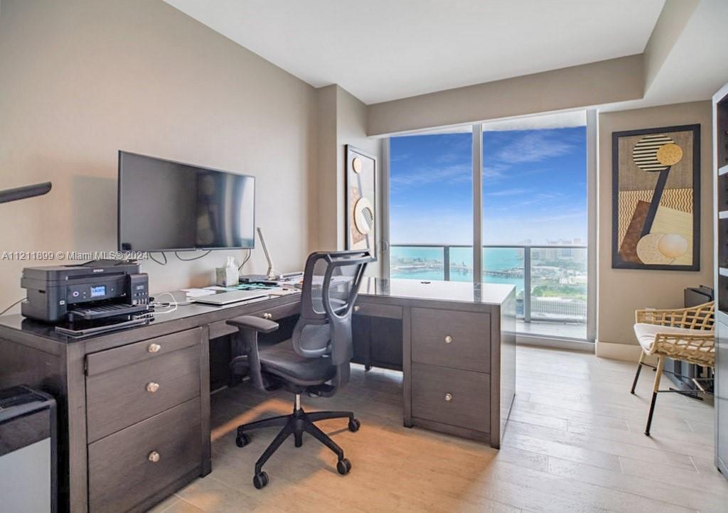 488 NE 18th St 5012, Miami, Florida 33132, 3 Bedrooms Bedrooms, ,4 BathroomsBathrooms,Residential,For Sale,488 NE 18th St 5012,A11211899