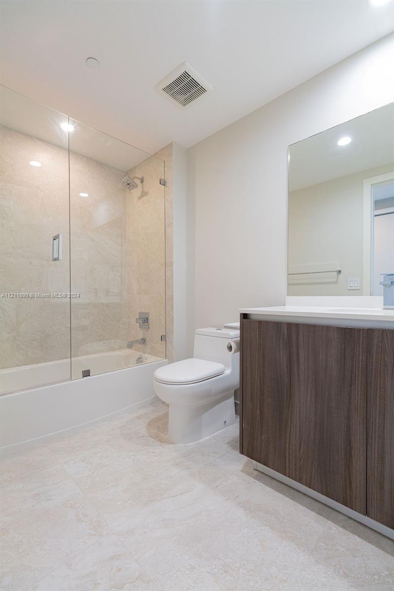 488 NE 18th St 5012, Miami, Florida 33132, 3 Bedrooms Bedrooms, ,4 BathroomsBathrooms,Residential,For Sale,488 NE 18th St 5012,A11211899