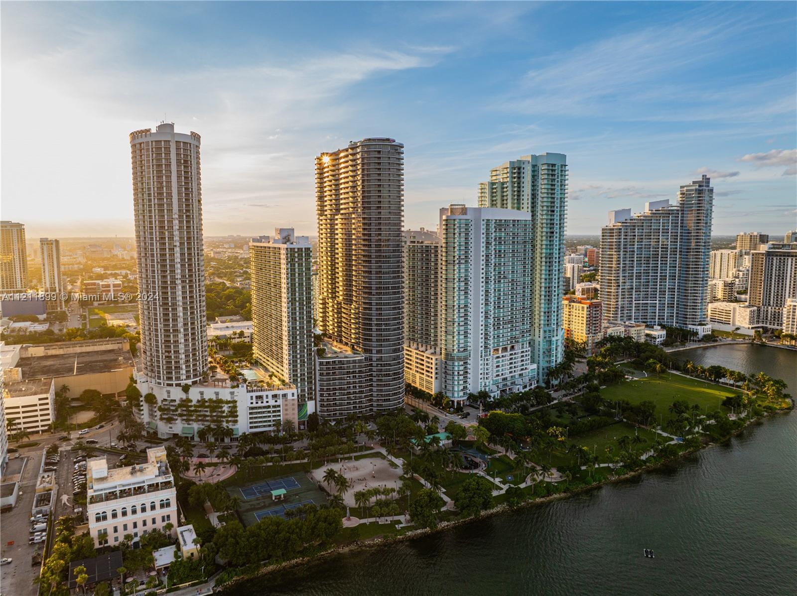 488 NE 18th St 5012, Miami, Florida 33132, 3 Bedrooms Bedrooms, ,4 BathroomsBathrooms,Residential,For Sale,488 NE 18th St 5012,A11211899