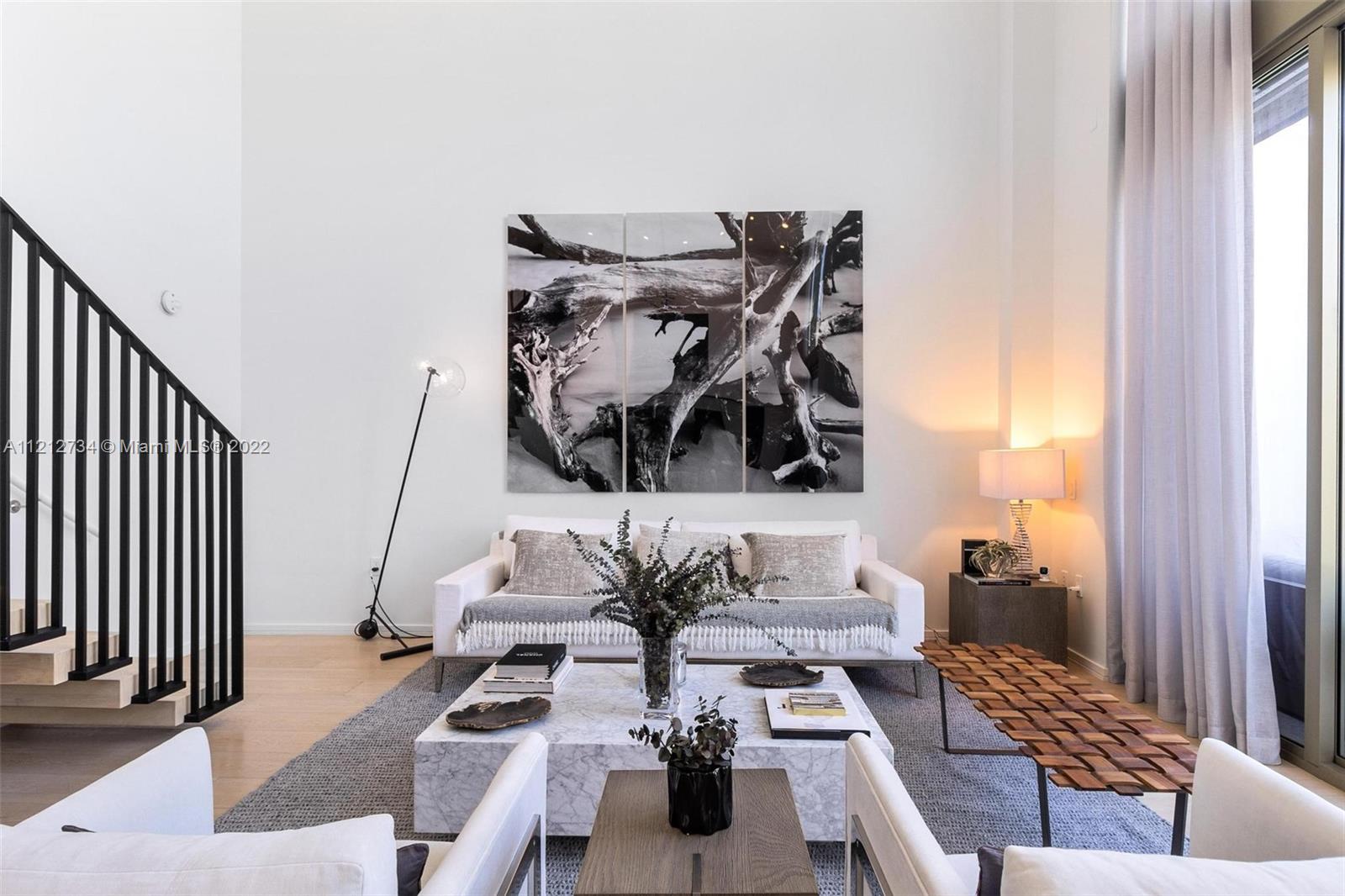 300 Collins Ave, Miami Beach, FL, 33139 United States, 3 Bedrooms Bedrooms, ,3 BathroomsBathrooms,Residential,For Sale,Collins Ave,A11212734