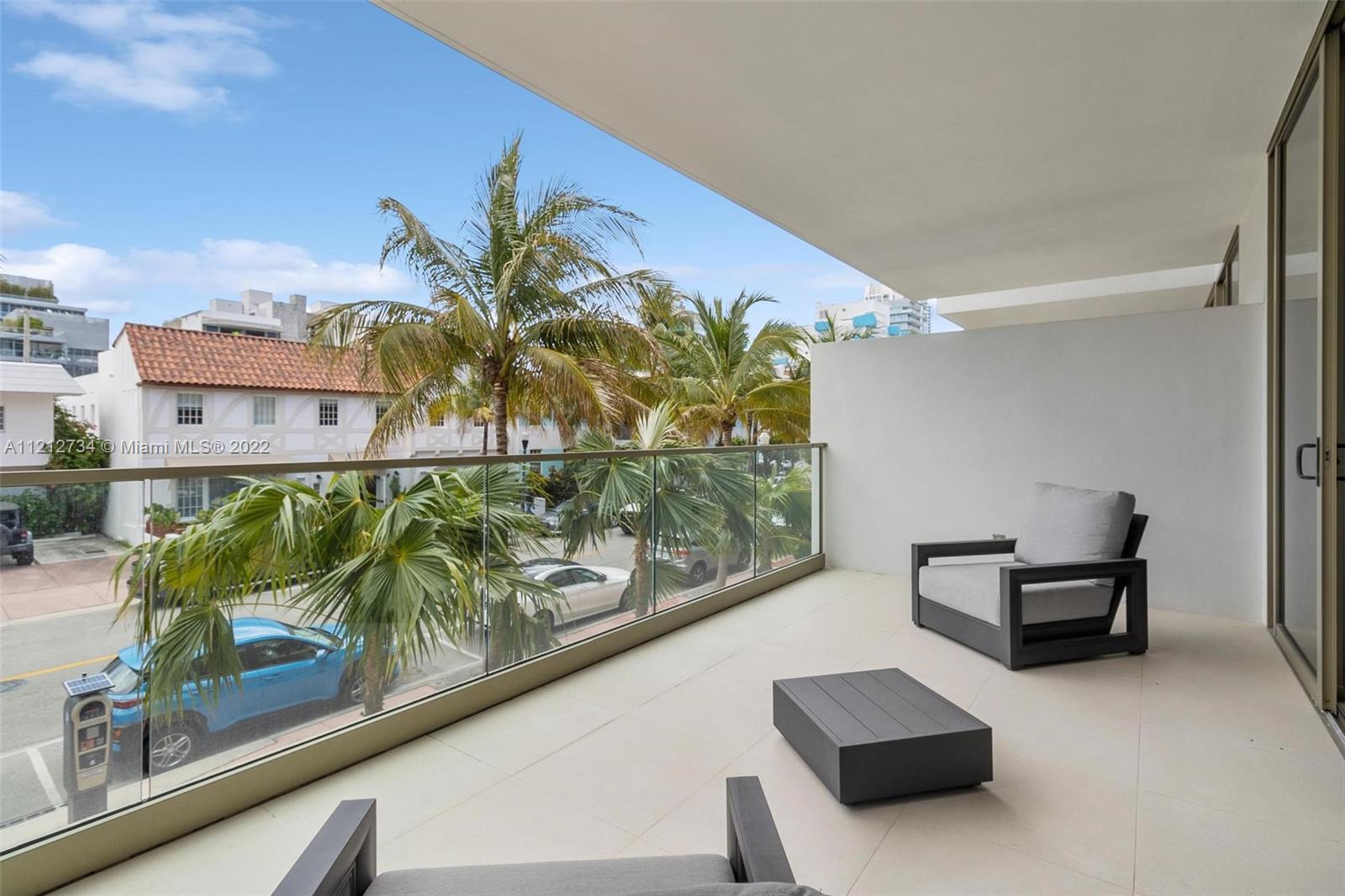 300 Collins Ave, Miami Beach, FL, 33139 United States, 3 Bedrooms Bedrooms, ,3 BathroomsBathrooms,Residential,For Sale,Collins Ave,A11212734