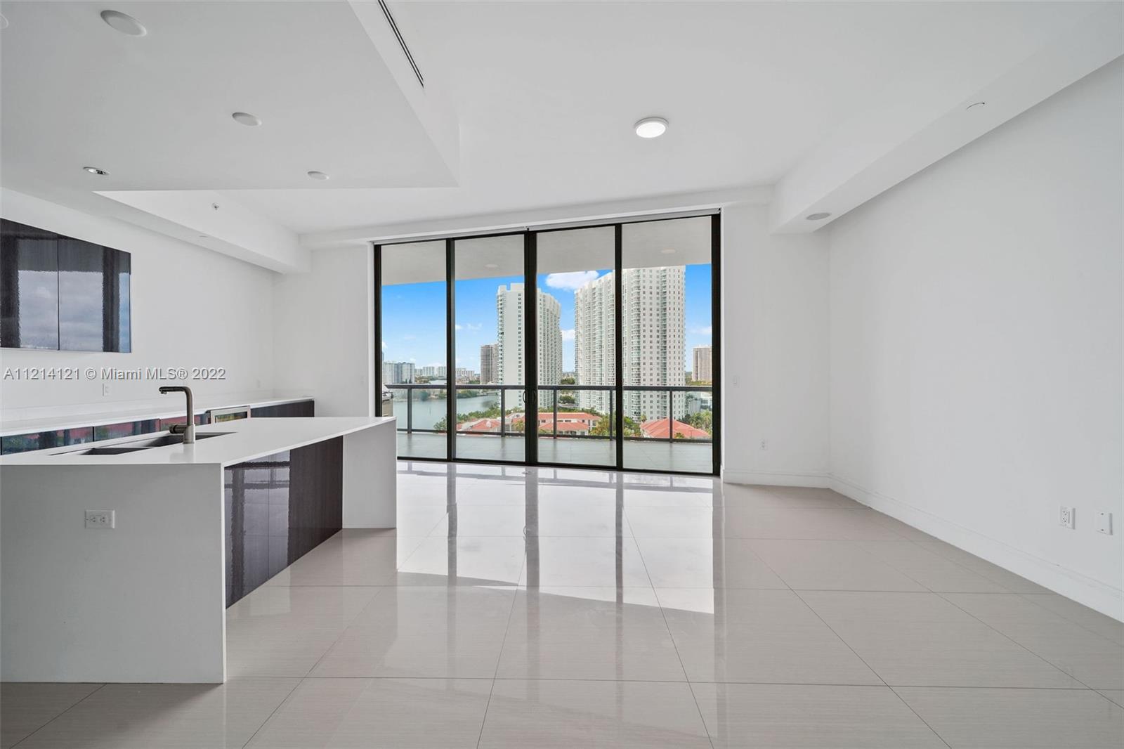 3250 NE 188th St LPH07, Aventura, FL 33180, 4 Bedrooms Bedrooms, ,4 BathroomsBathrooms,Residential,For Sale,188th St,A11214121