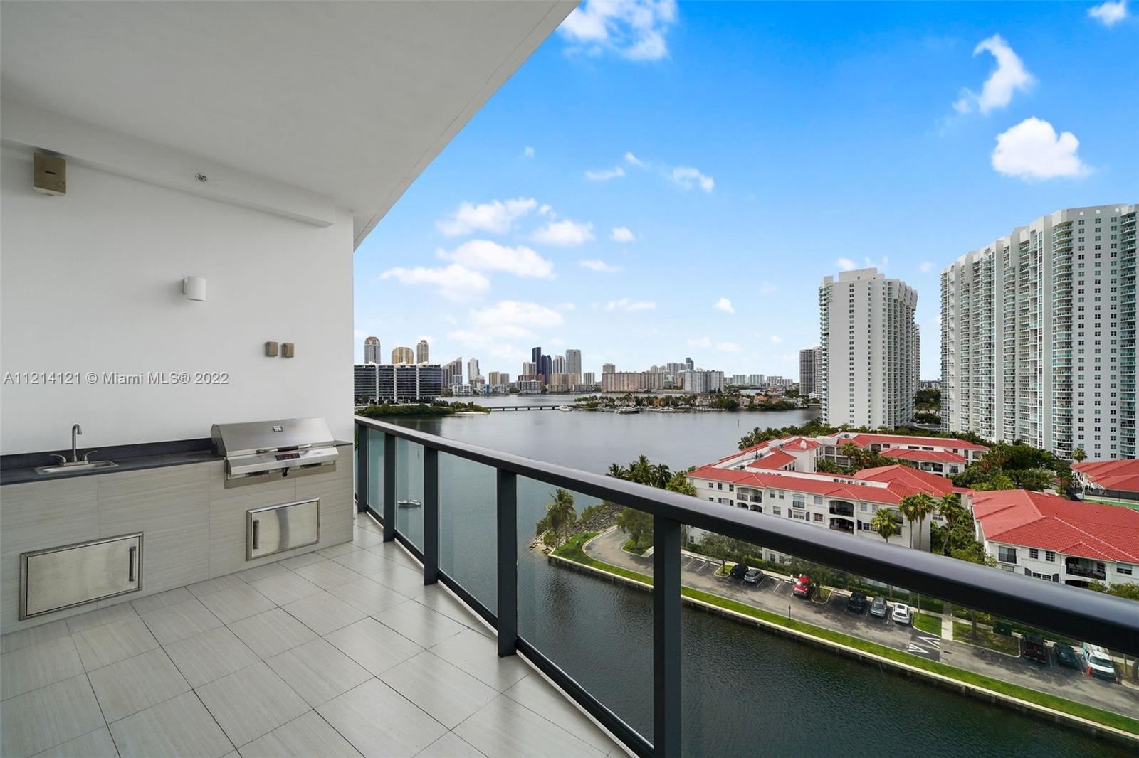 3250 NE 188th St LPH07, Aventura, FL 33180, 4 Bedrooms Bedrooms, ,4 BathroomsBathrooms,Residential,For Sale,188th St,A11214121