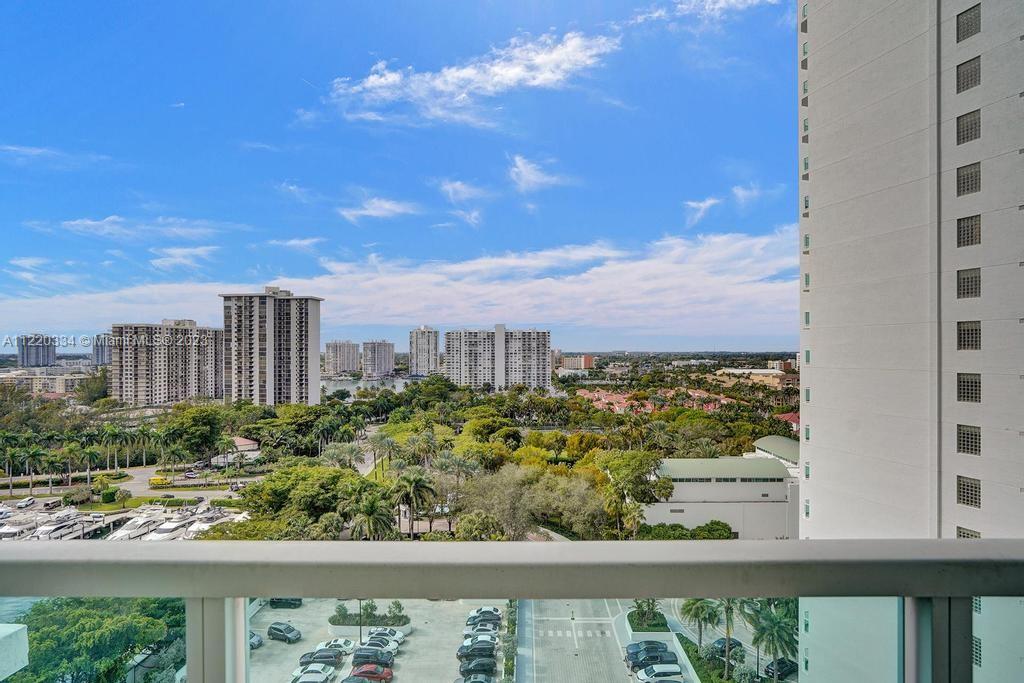 3201 183rd St, Aventura, FL, 33160 United States, 2 Bedrooms Bedrooms, ,3 BathroomsBathrooms,Residential,For Sale,183rd St,A11220334