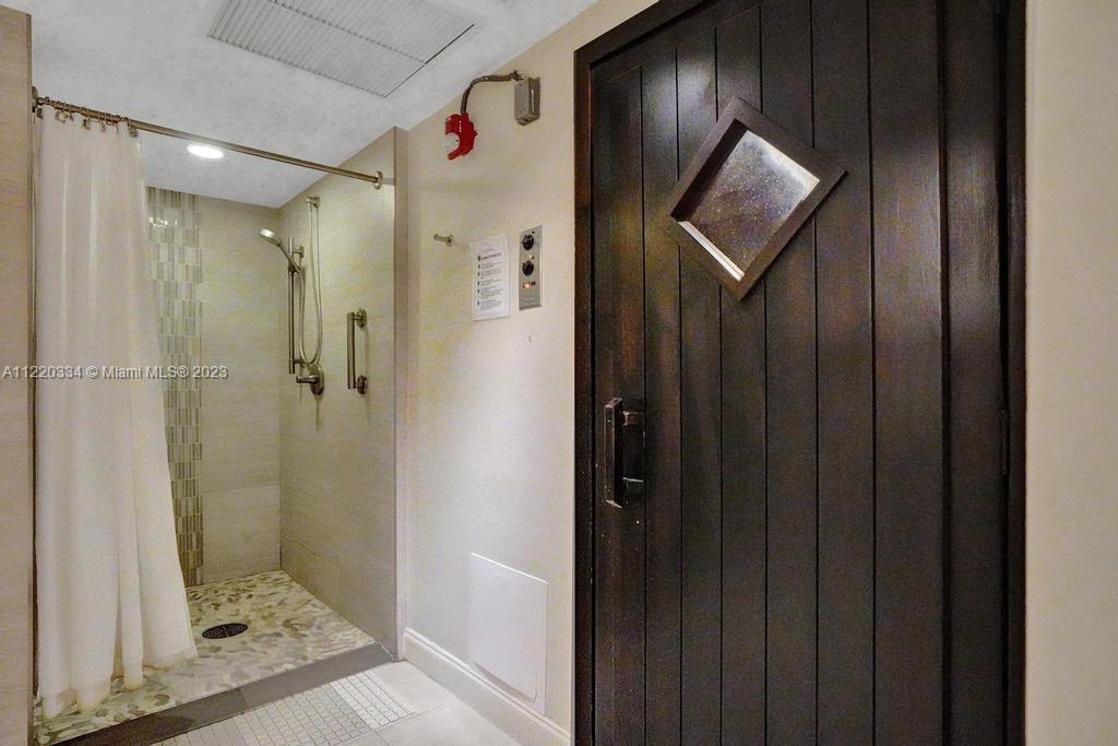 3201 183rd St, Aventura, FL, 33160 United States, 2 Bedrooms Bedrooms, ,3 BathroomsBathrooms,Residential,For Sale,183rd St,A11220334