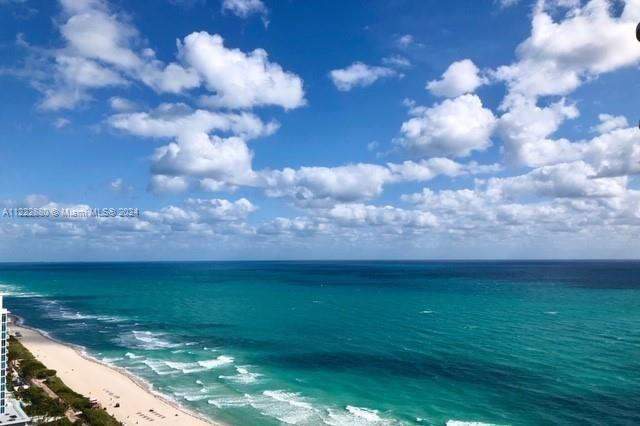 6365 Collins Ave 2310, Miami Beach, Florida 33141, 1 Bedroom Bedrooms, ,1 BathroomBathrooms,Residentiallease,For Rent,6365 Collins Ave 2310,A11222880