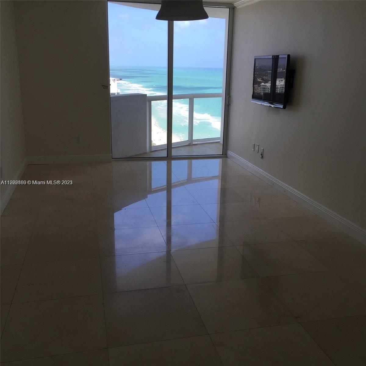 6365 Collins Ave 2310, Miami Beach, Florida 33141, 1 Bedroom Bedrooms, ,1 BathroomBathrooms,Residentiallease,For Rent,6365 Collins Ave 2310,A11222880