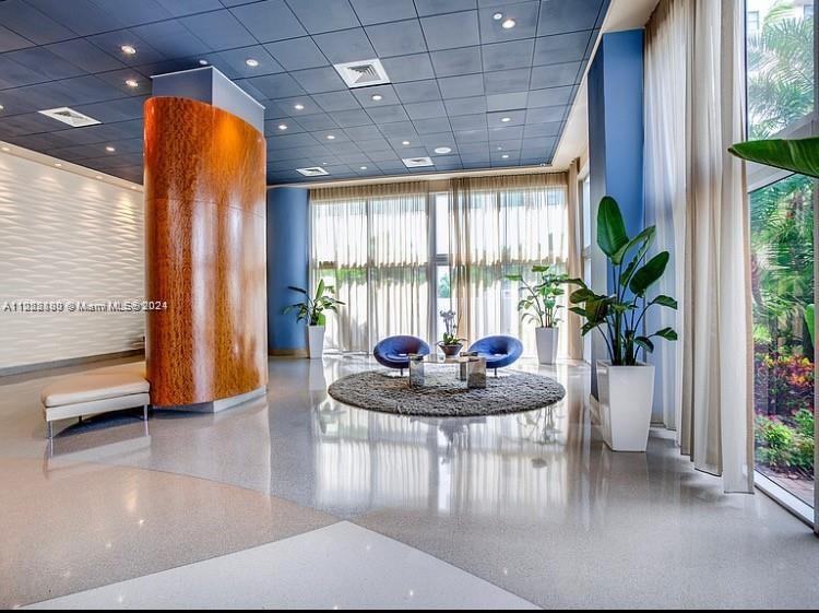 6365 Collins Ave 2310, Miami Beach, Florida 33141, 1 Bedroom Bedrooms, ,1 BathroomBathrooms,Residentiallease,For Rent,6365 Collins Ave 2310,A11222880