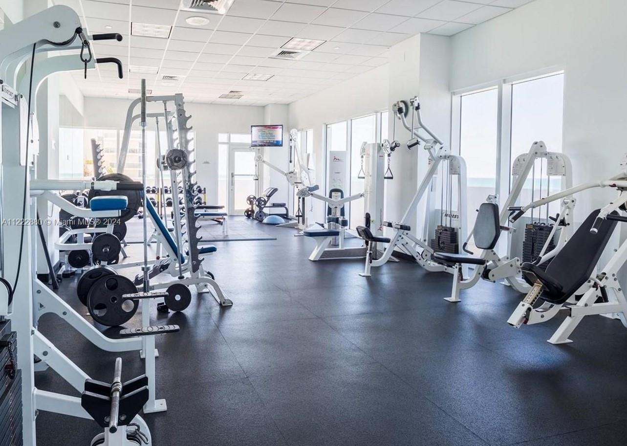 6365 Collins Ave 2310, Miami Beach, Florida 33141, 1 Bedroom Bedrooms, ,1 BathroomBathrooms,Residentiallease,For Rent,6365 Collins Ave 2310,A11222880
