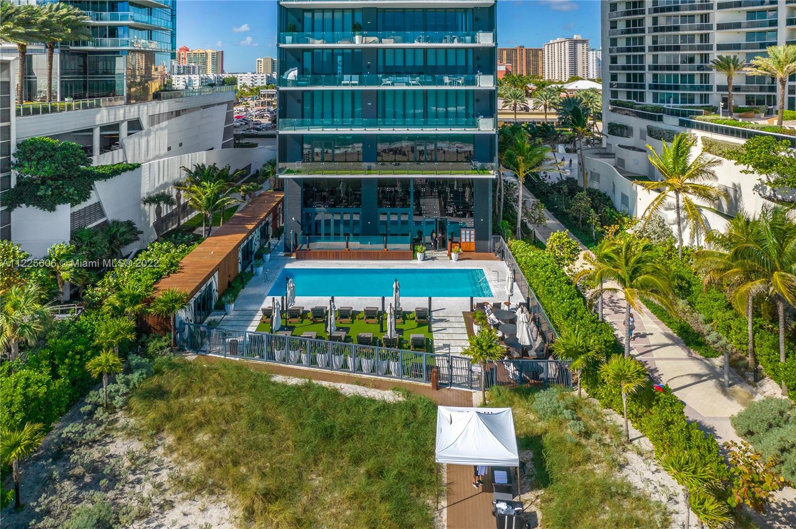 17141 Collins Ave, Sunny Isles Beach, FL, 33160 United States, 3 Bedrooms Bedrooms, ,3 BathroomsBathrooms,Residential,For Sale,Collins Ave,A11225606