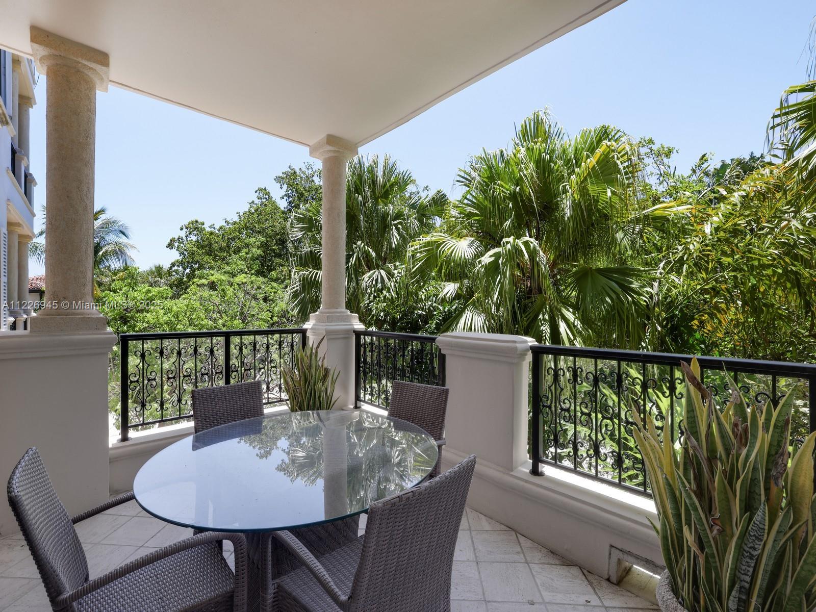 19126 Fisher Island Dr, Miami Beach, FL, 33109 United States, 3 Bedrooms Bedrooms, ,3 BathroomsBathrooms,Residential,For Sale,Fisher Island Dr,A11226945