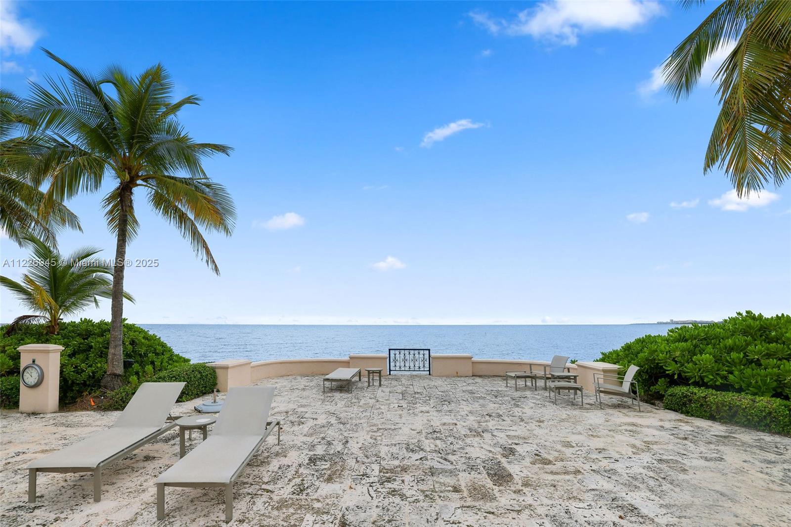 19126 Fisher Island Dr, Miami Beach, FL, 33109 United States, 3 Bedrooms Bedrooms, ,3 BathroomsBathrooms,Residential,For Sale,Fisher Island Dr,A11226945