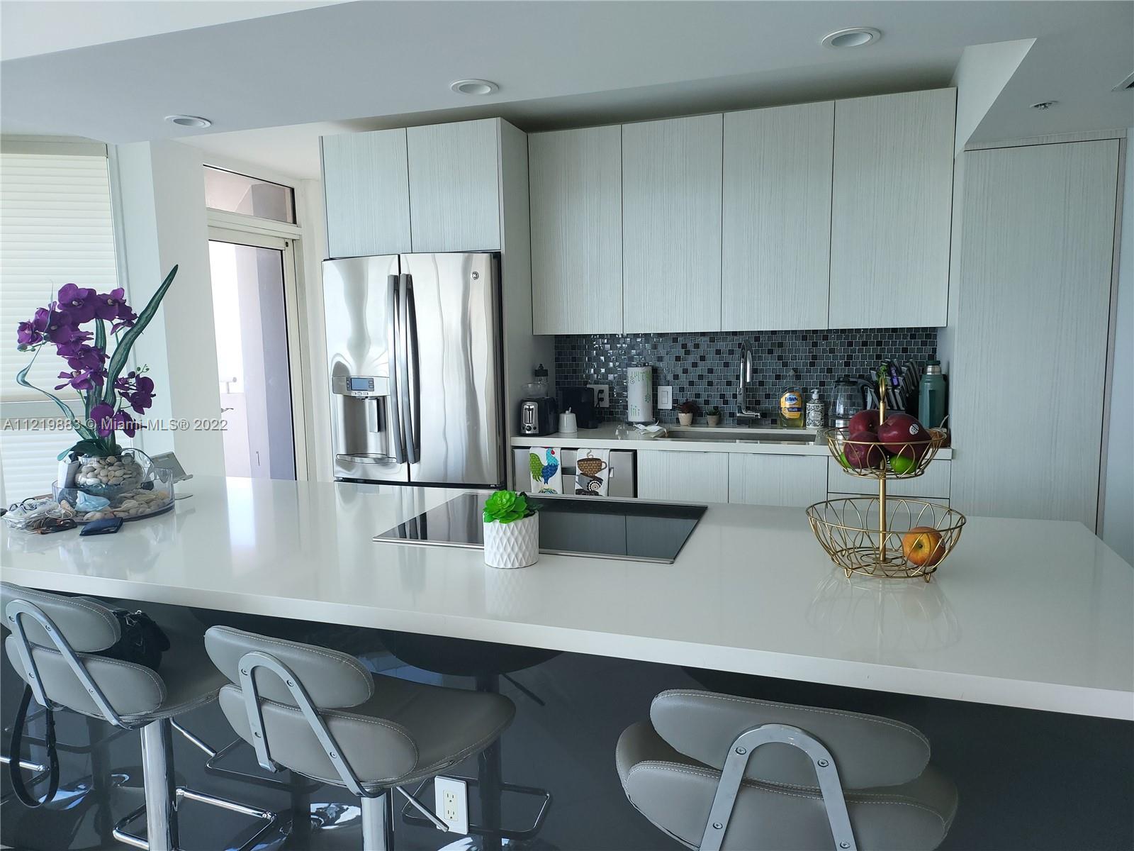 6301 Collins 2107, Miami Beach, Florida 33141, 2 Bedrooms Bedrooms, ,2 BathroomsBathrooms,Residential,For Sale,6301 Collins 2107,A11219883