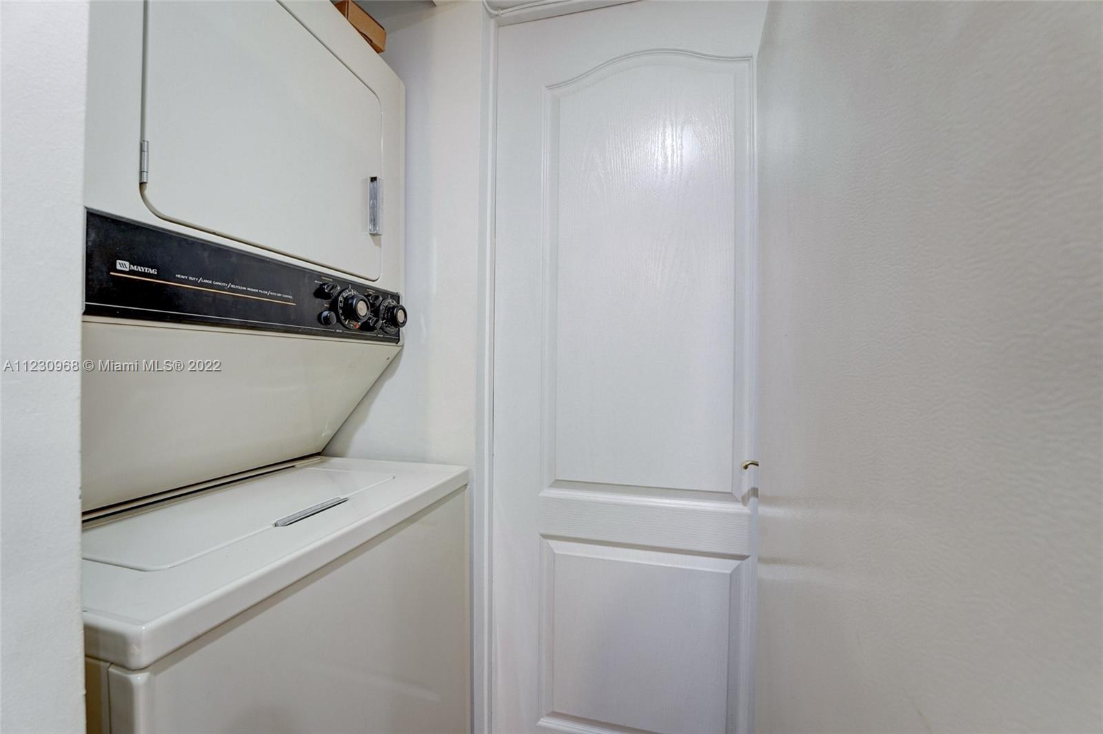 520 Orton Ave, Fort Lauderdale, FL, 33304 United States, 2 Bedrooms Bedrooms, ,2 BathroomsBathrooms,Residential,For Sale,Orton Ave,A11230968