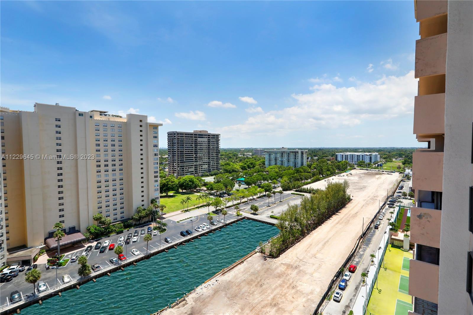 1800 NE 114th St 1807, Miami, Florida 33181, 1 Bedroom Bedrooms, 4 Rooms Rooms,2 BathroomsBathrooms,Residential,For Sale,1800 NE 114th St 1807,A11229645