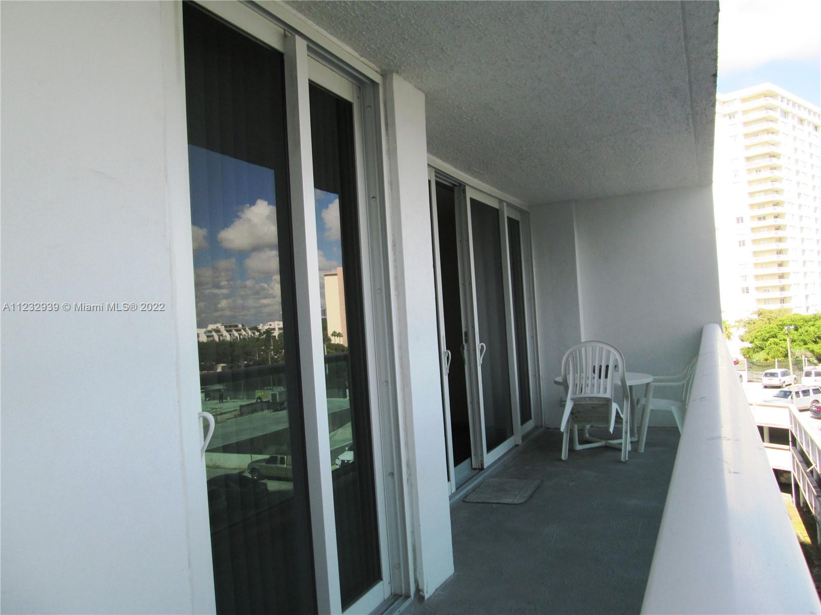 100 Bayview Dr, Sunny Isles Beach, FL, 33160 United States, 1 Bedroom Bedrooms, ,1 BathroomBathrooms,Residential,For Sale,Bayview Dr,A11232939