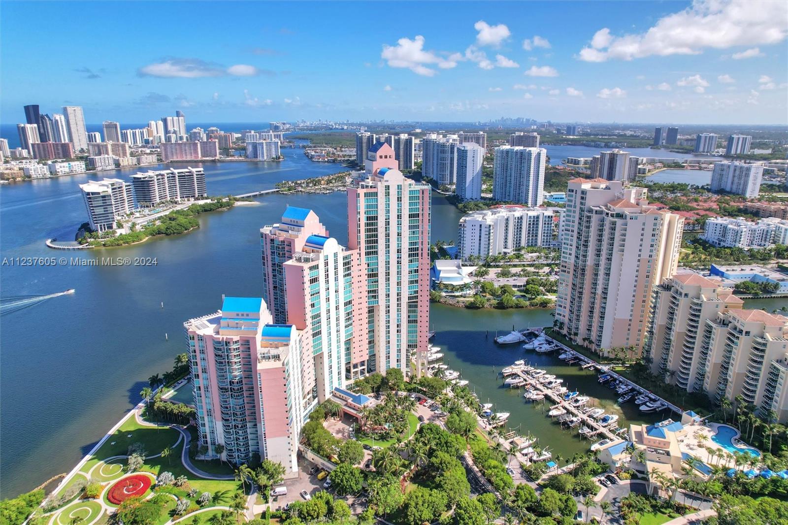 3370 190th St, Aventura, FL, 33180 United States, 3 Bedrooms Bedrooms, ,3 BathroomsBathrooms,Residential,For Sale,190th St,A11237605