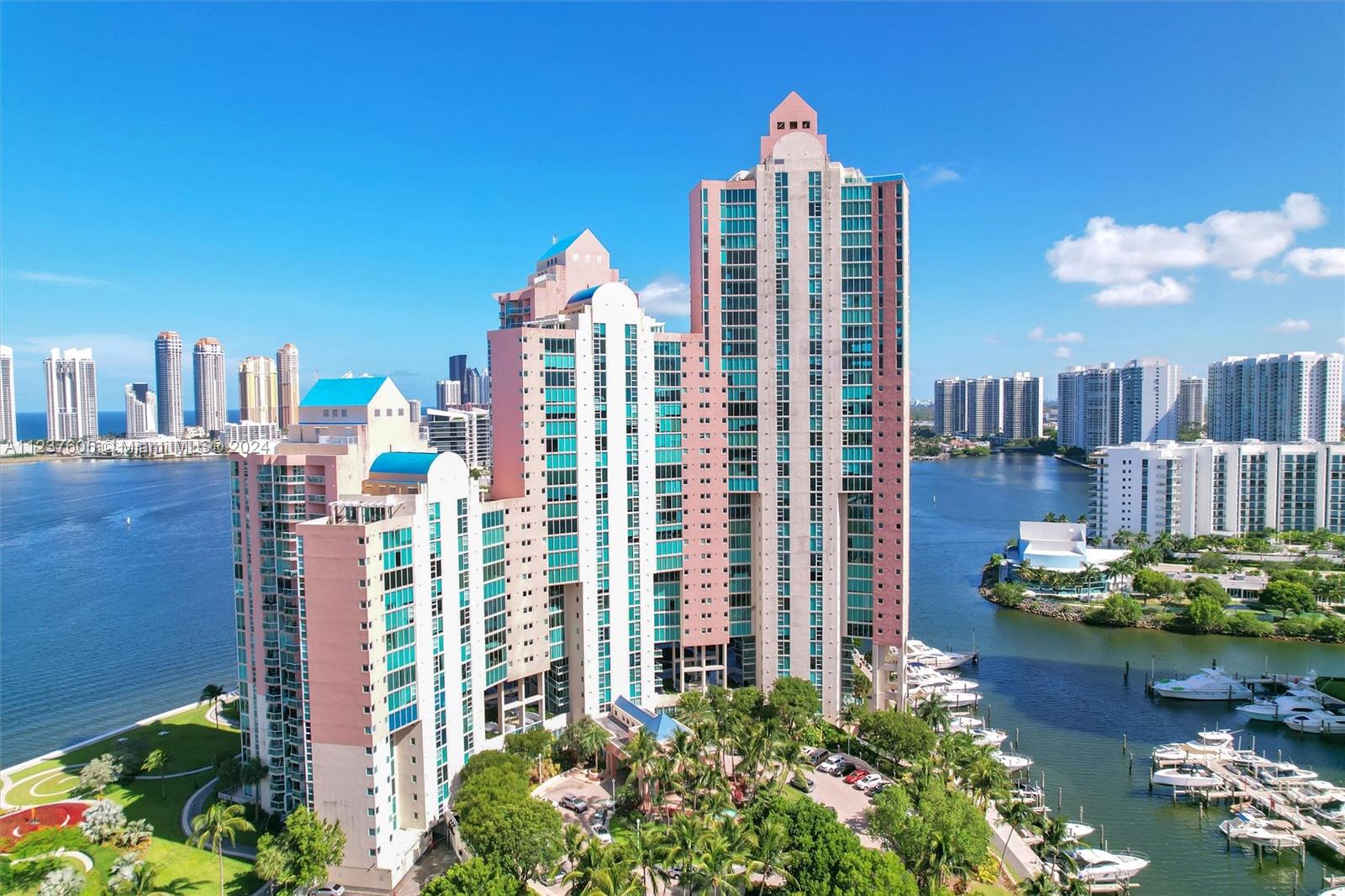 3370 NE 190th St 203, Aventura, Florida 33180, 3 Bedrooms Bedrooms, ,3 BathroomsBathrooms,Residential,For Sale,3370 NE 190th St 203,A11237605