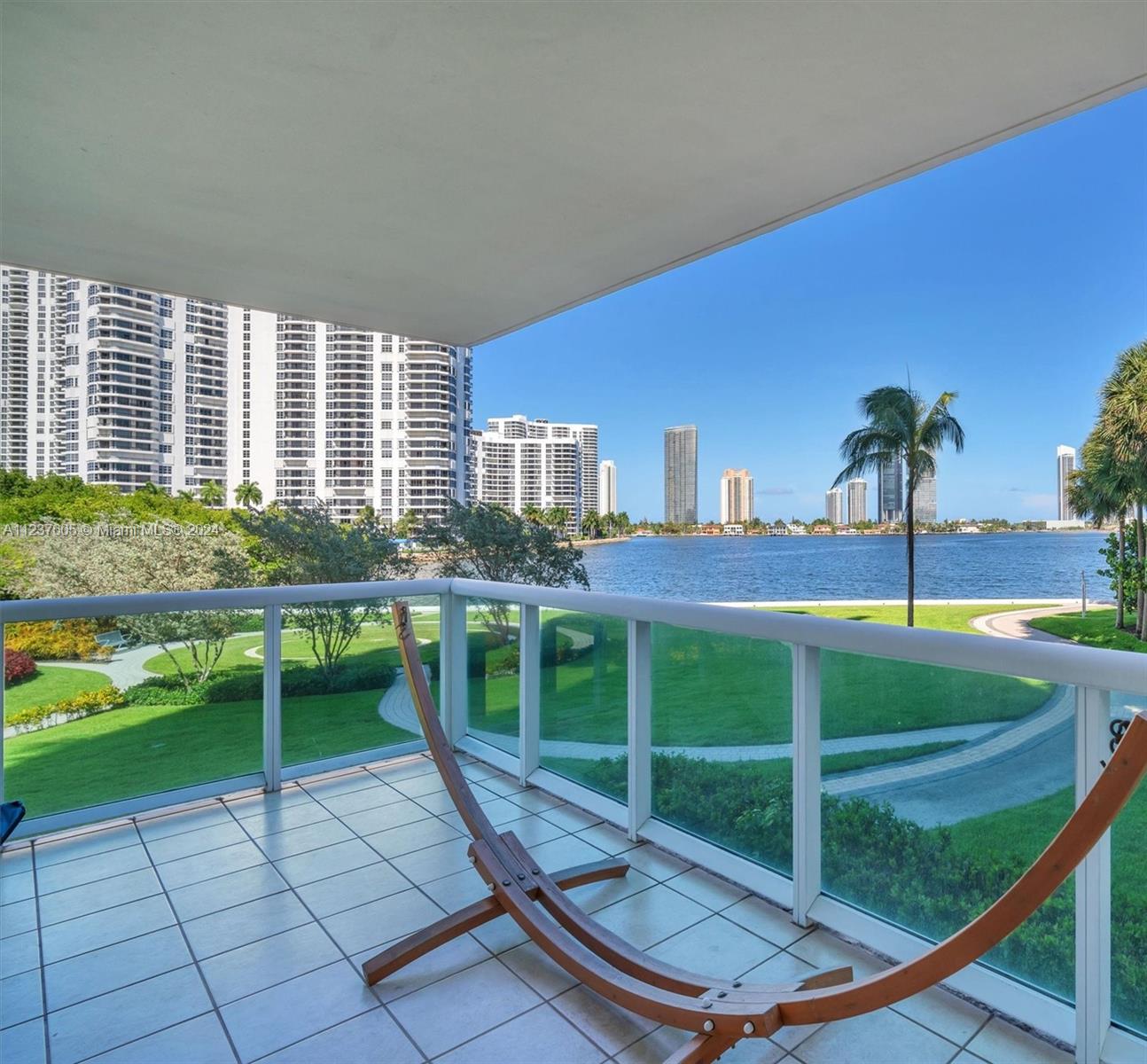 3370 NE 190th St 203, Aventura, Florida 33180, 3 Bedrooms Bedrooms, ,3 BathroomsBathrooms,Residential,For Sale,3370 NE 190th St 203,A11237605