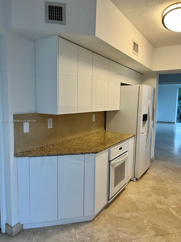 3370 NE 190th St 203, Aventura, Florida 33180, 3 Bedrooms Bedrooms, ,3 BathroomsBathrooms,Residential,For Sale,3370 NE 190th St 203,A11237605
