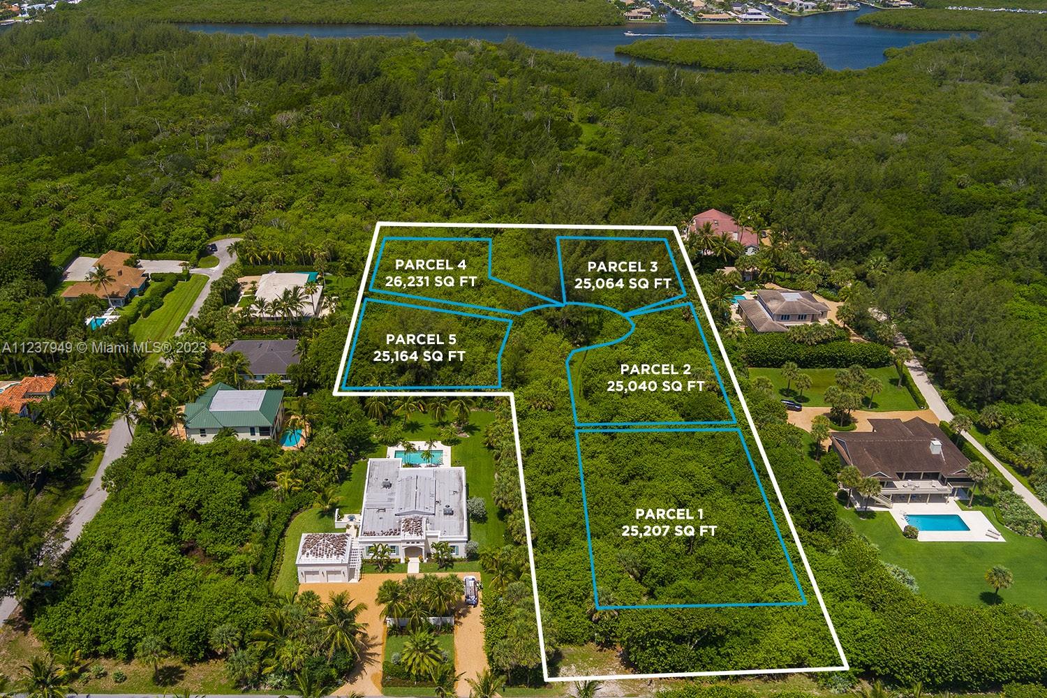 3 Bon Aire Desire Avenue, Hobe Sound, FL 33455