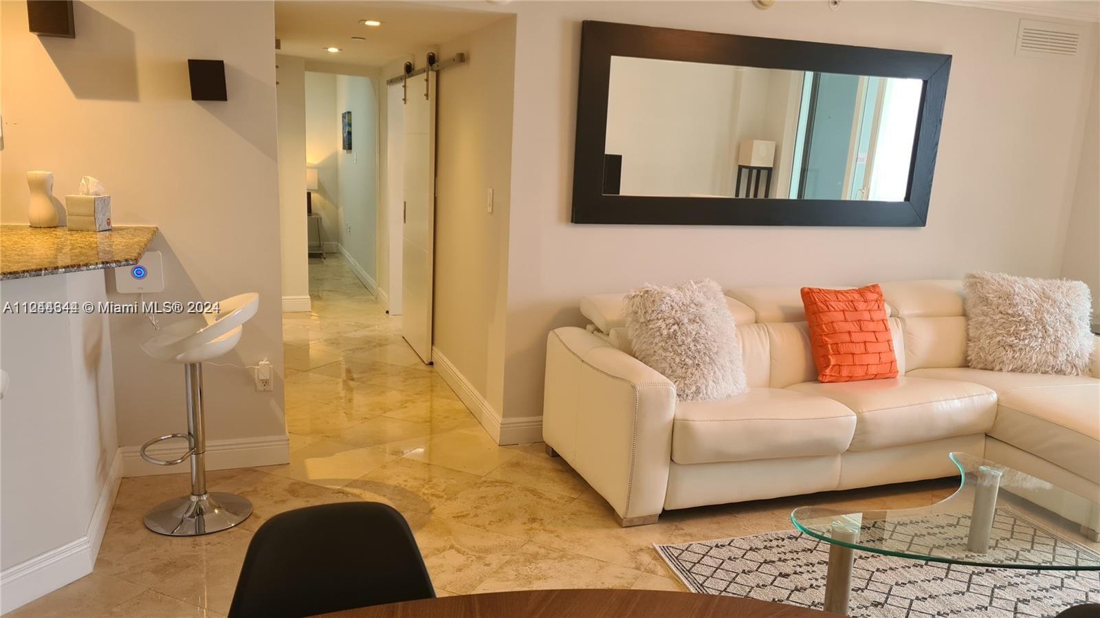 6917 Collins Ave 809, Miami Beach, Florida 33141, 2 Bedrooms Bedrooms, ,1 BathroomBathrooms,Residentiallease,For Rent,6917 Collins Ave 809,A11244344