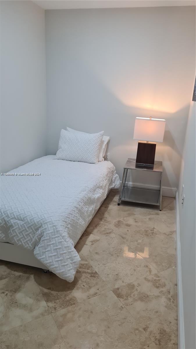 6917 Collins Ave 809, Miami Beach, Florida 33141, 2 Bedrooms Bedrooms, ,1 BathroomBathrooms,Residentiallease,For Rent,6917 Collins Ave 809,A11244344