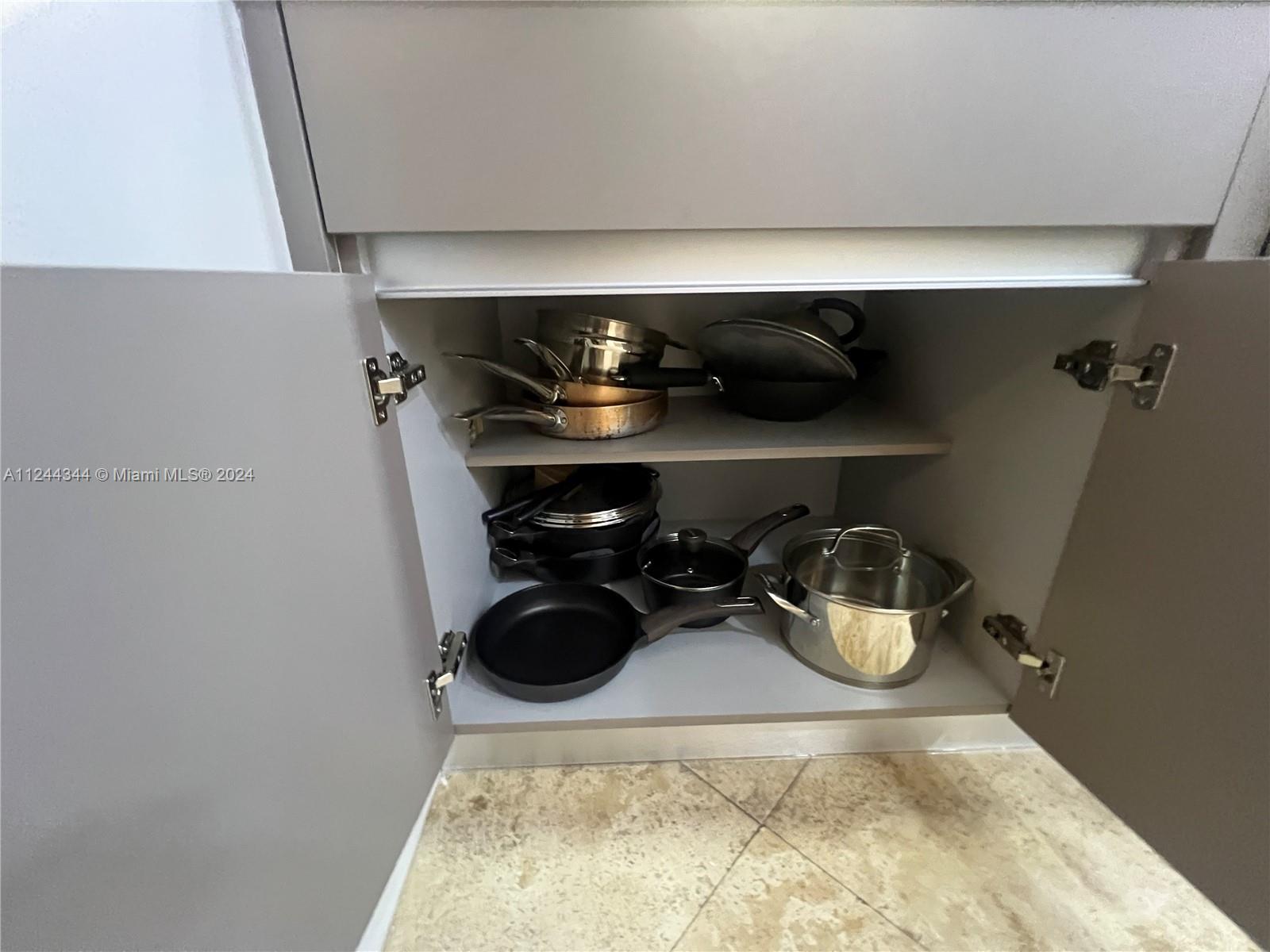 6917 Collins Ave 809, Miami Beach, Florida 33141, 2 Bedrooms Bedrooms, ,1 BathroomBathrooms,Residentiallease,For Rent,6917 Collins Ave 809,A11244344