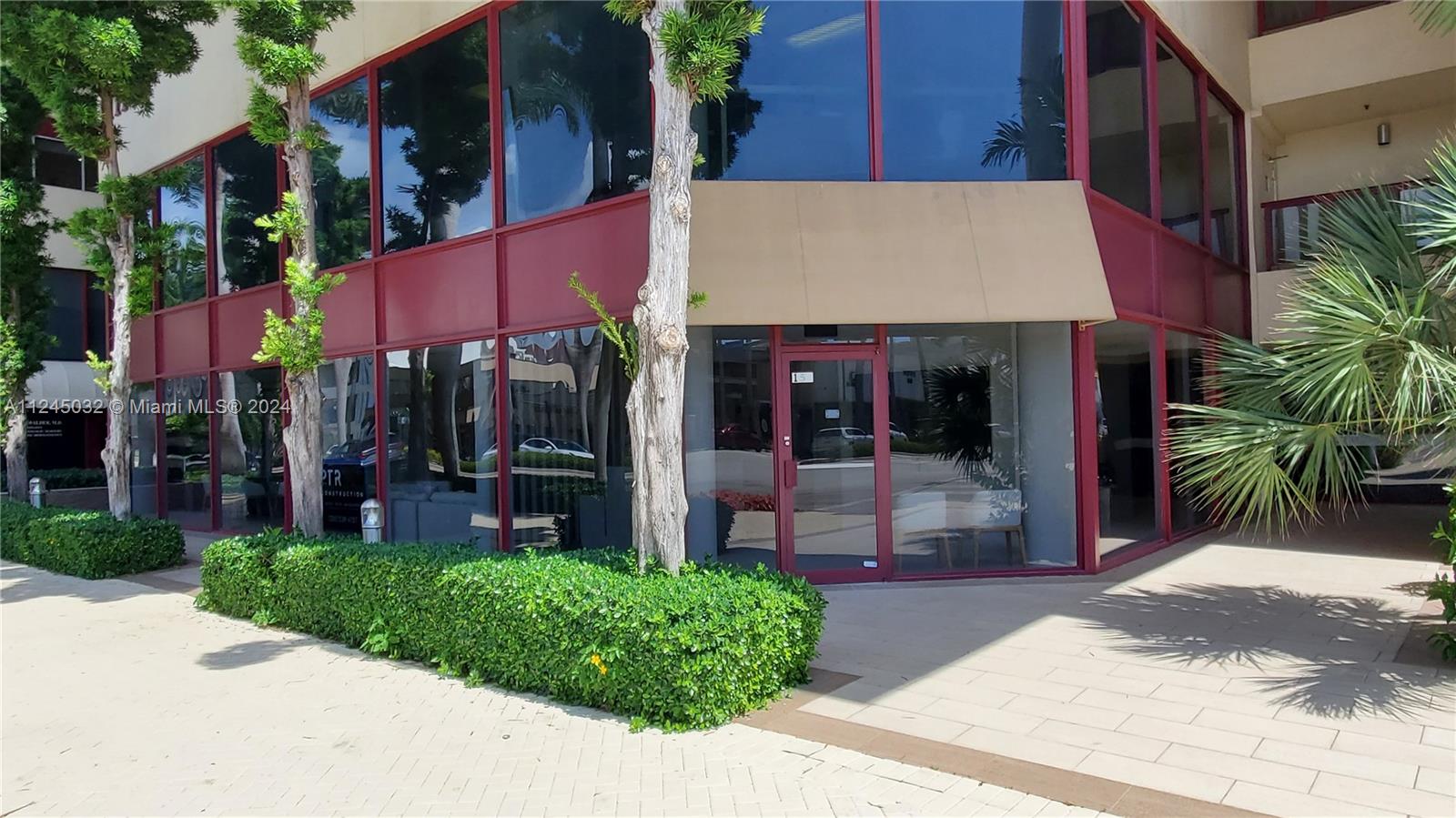 1111 Kane Concourse, Bay Harbor Islands, Florida 33154, ,Commercialsale,For Sale,1111 Kane Concourse,A11245032