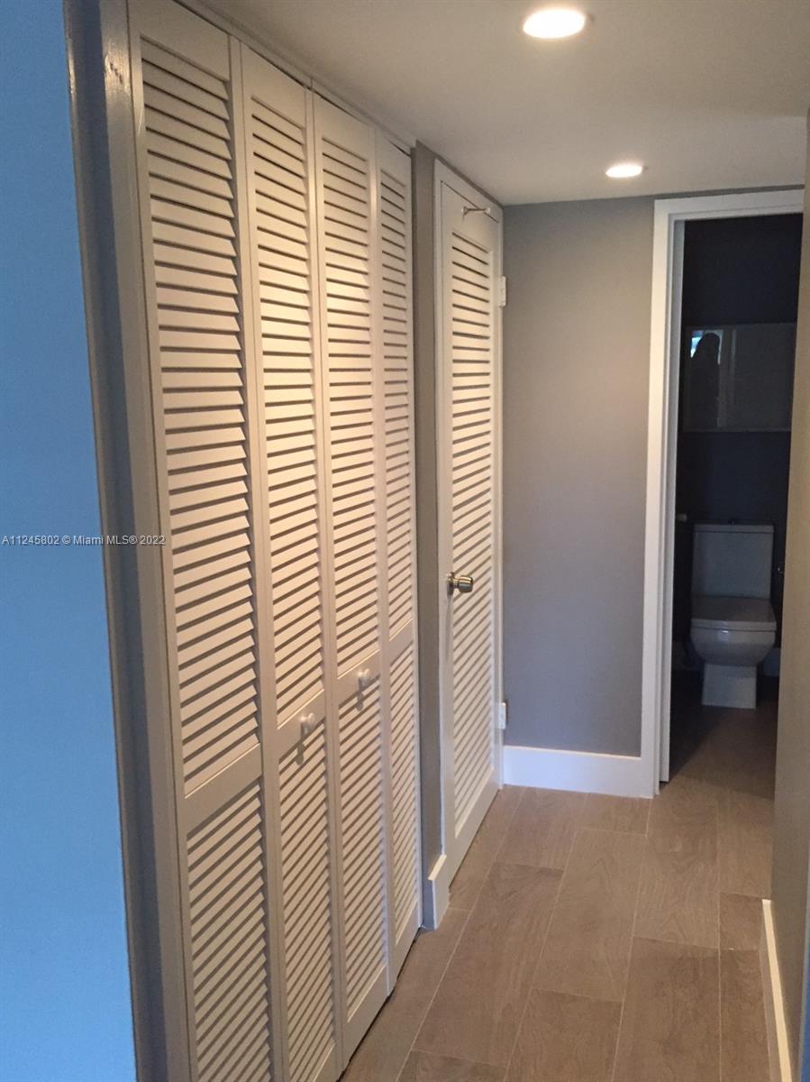 100 Lincoln Rd 314 B, Miami Beach, Florida 33139, 1 Bedroom Bedrooms, ,1 BathroomBathrooms,Residentiallease,For Rent,100 Lincoln Rd 314 B,A11245802