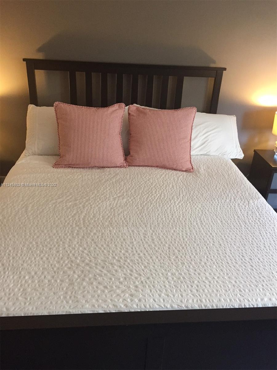 100 Lincoln Rd 314 B, Miami Beach, Florida 33139, 1 Bedroom Bedrooms, ,1 BathroomBathrooms,Residentiallease,For Rent,100 Lincoln Rd 314 B,A11245802