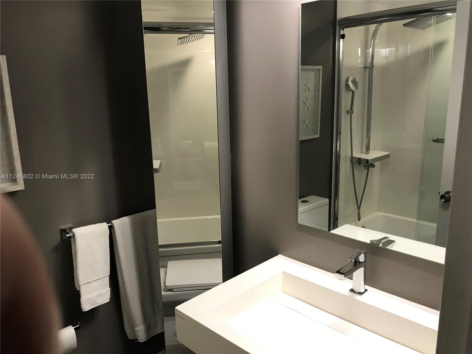 100 Lincoln Rd 314 B, Miami Beach, Florida 33139, 1 Bedroom Bedrooms, ,1 BathroomBathrooms,Residentiallease,For Rent,100 Lincoln Rd 314 B,A11245802