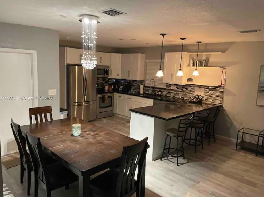 1631 Andrews Sq, Fort Lauderdale, FL, 33311 United States, 3 Bedrooms Bedrooms, ,2 BathroomsBathrooms,Residential,For Sale,Andrews Sq,A11255082