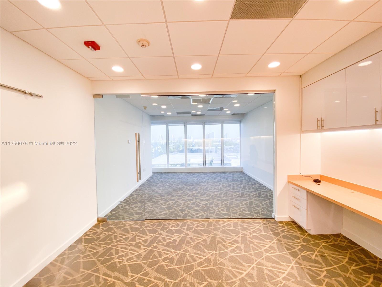 1680 Michigan Ave 916, Miami Beach, Florida 33139, ,Commerciallease,For Rent,1680 Michigan Ave 916,A11256678