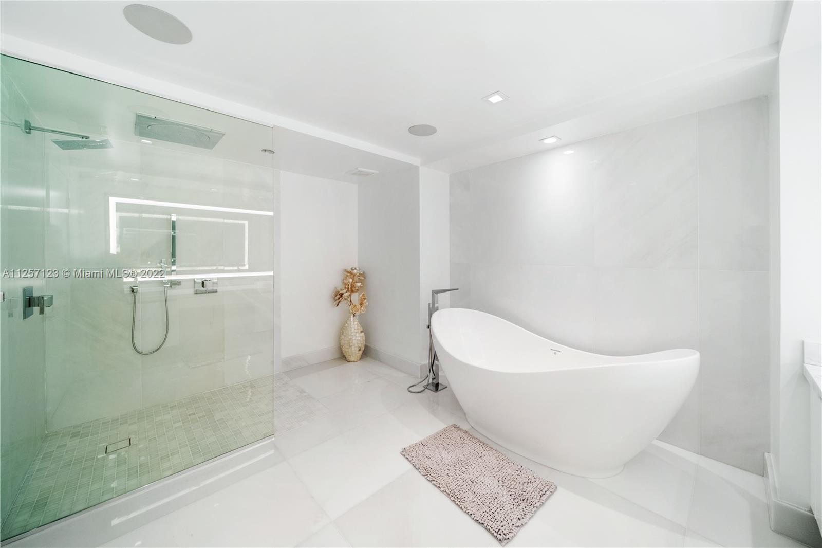330 Sunny Isles Blvd, Sunny Isles Beach, FL, 33160 United States, 4 Bedrooms Bedrooms, ,4 BathroomsBathrooms,Residential,For Sale,Sunny Isles Blvd,A11257123