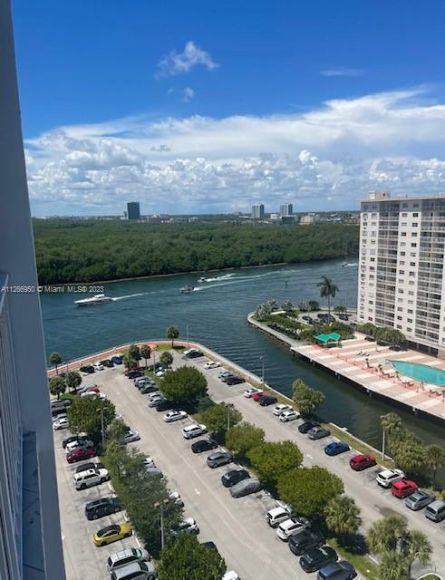 500 Bayview Dr, Sunny Isles Beach, FL, 33160 United States, 1 Bedroom Bedrooms, ,1 BathroomBathrooms,Residential,For Sale,Bayview Dr,A11266950