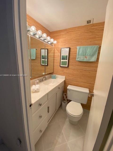 500 Bayview Dr, Sunny Isles Beach, FL, 33160 United States, 1 Bedroom Bedrooms, ,1 BathroomBathrooms,Residential,For Sale,Bayview Dr,A11266950