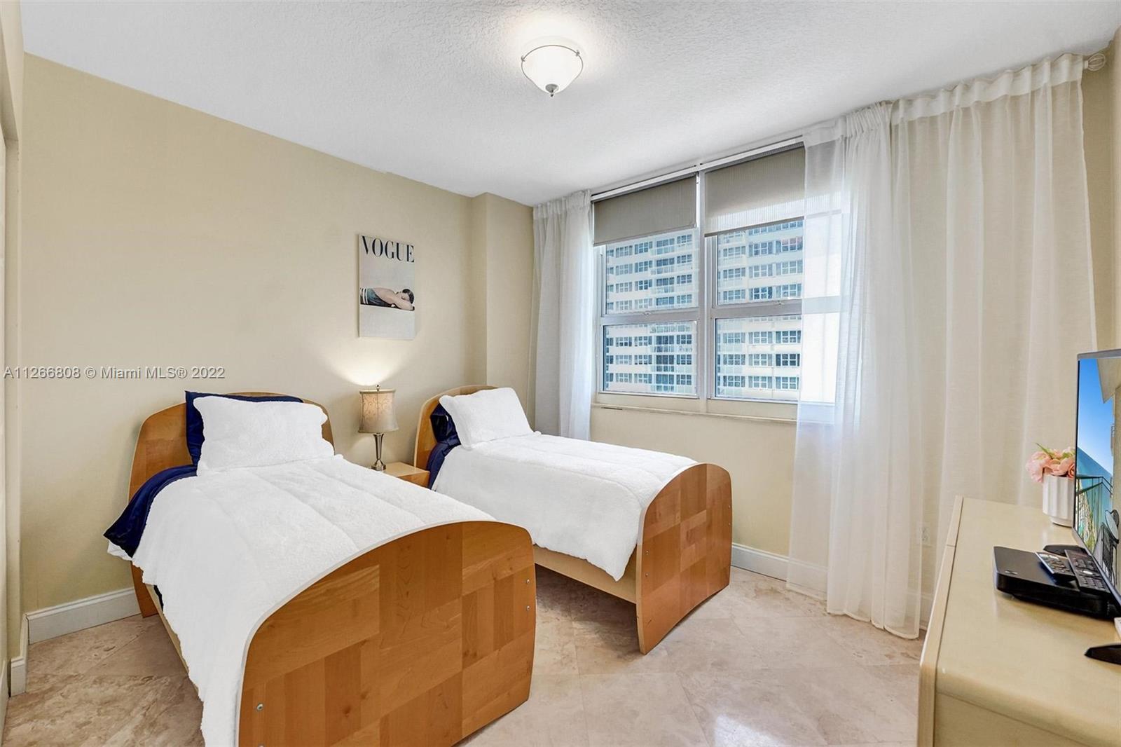 2080 S Ocean Dr 1608, Hallandale Beach, Florida 33009, 2 Bedrooms Bedrooms, ,2 BathroomsBathrooms,Residentiallease,For Rent,2080 S Ocean Dr 1608,A11266808