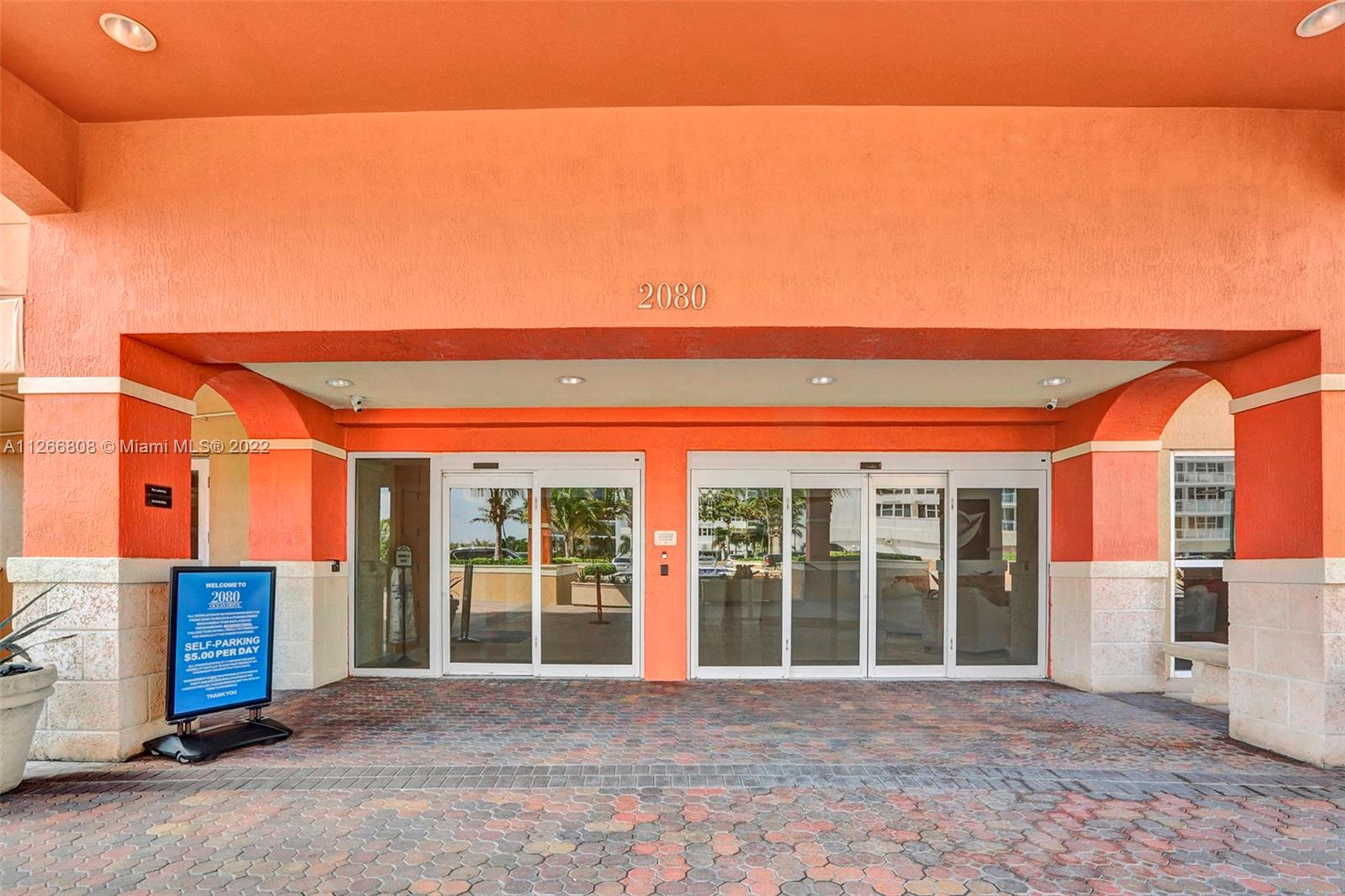 2080 S Ocean Dr 1608, Hallandale Beach, Florida 33009, 2 Bedrooms Bedrooms, ,2 BathroomsBathrooms,Residentiallease,For Rent,2080 S Ocean Dr 1608,A11266808