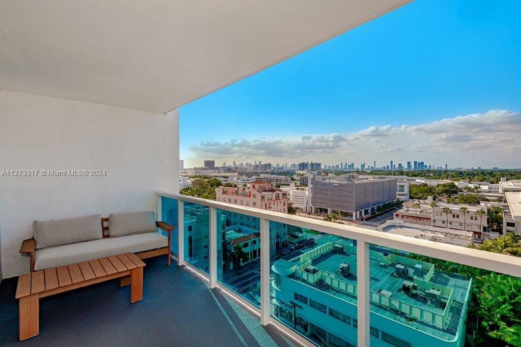 2301  Collins Ave #1034 For Sale A11273317, FL