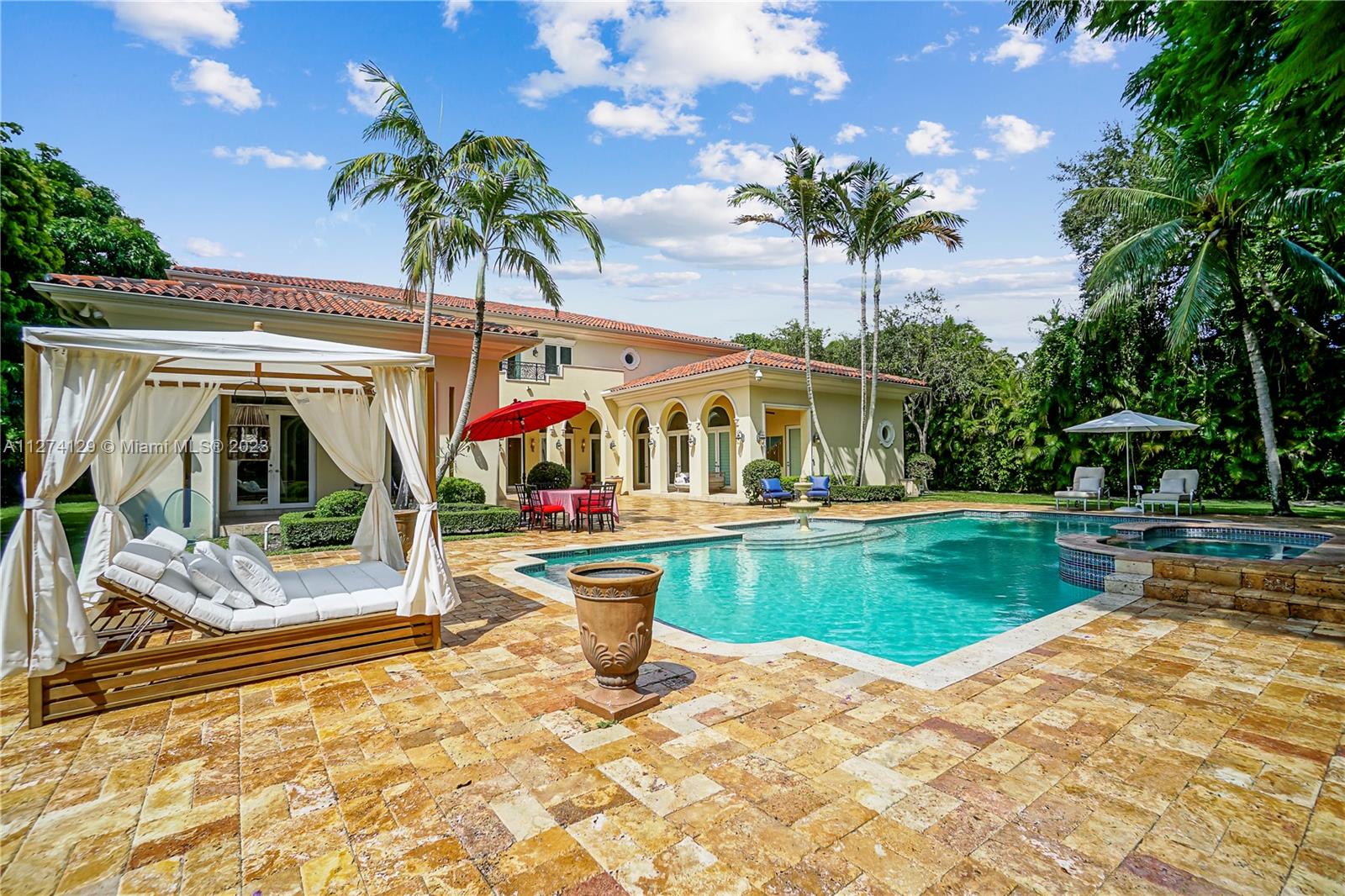 6500 SW 94th St, Pinecrest, Florida 33156, 8 Bedrooms Bedrooms, ,8 BathroomsBathrooms,Residential,For Sale,6500 SW 94th St,A11274129