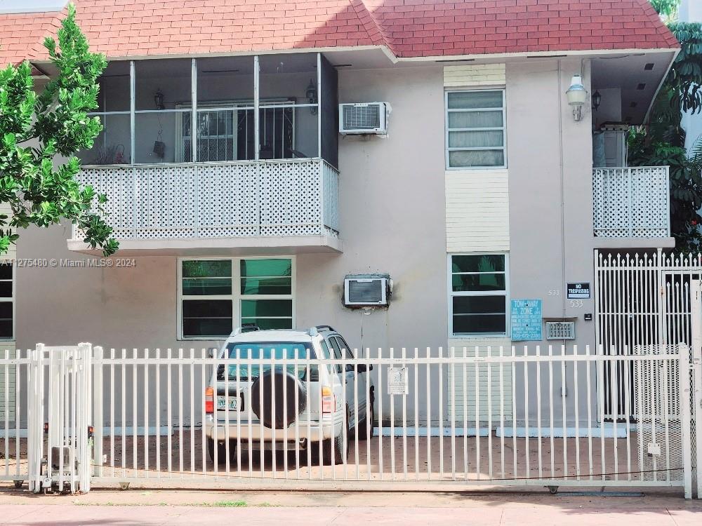 533 Meridian Ave 1, Miami Beach, Florida 33139, 1 Bedroom Bedrooms, ,1 BathroomBathrooms,Residential,For Sale,533 Meridian Ave 1,A11275480