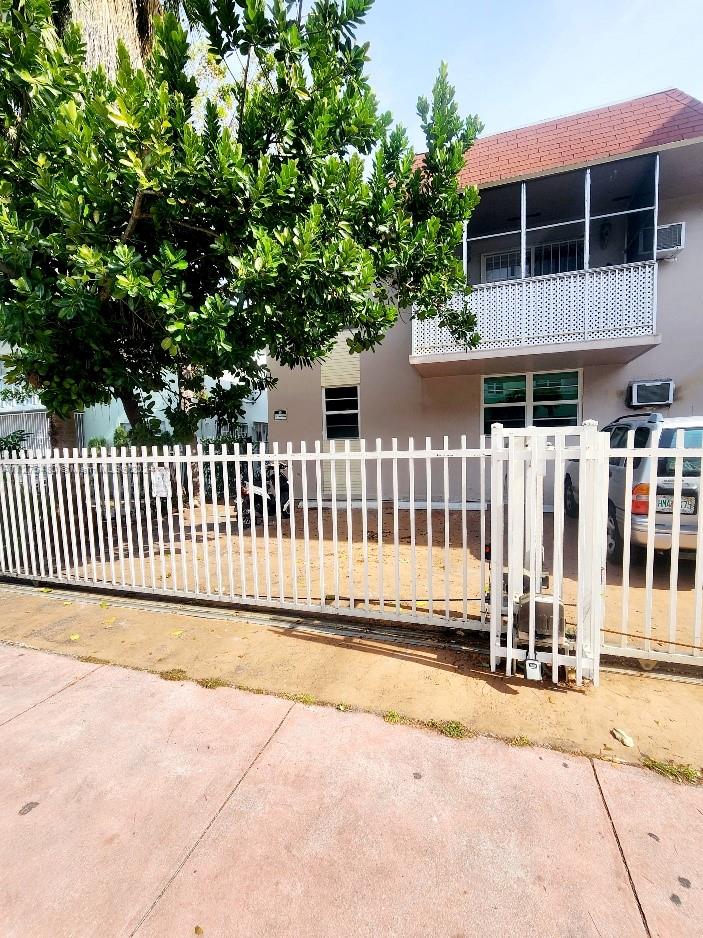 533 Meridian Ave 1, Miami Beach, Florida 33139, 1 Bedroom Bedrooms, ,1 BathroomBathrooms,Residential,For Sale,533 Meridian Ave 1,A11275480