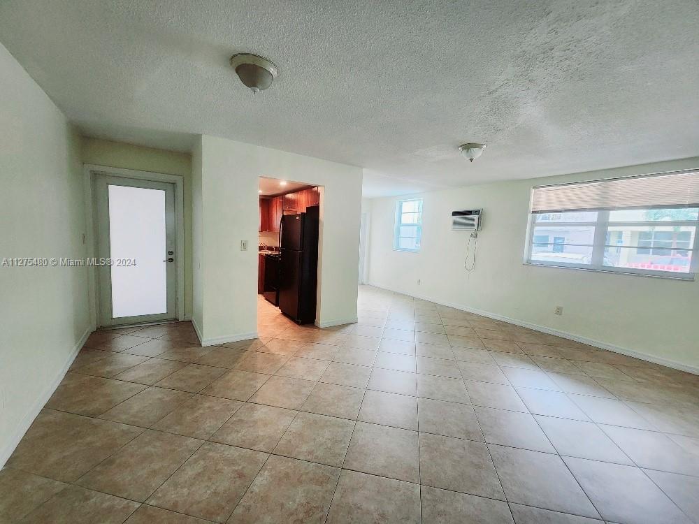 533 Meridian Ave 1, Miami Beach, Florida 33139, 1 Bedroom Bedrooms, ,1 BathroomBathrooms,Residential,For Sale,533 Meridian Ave 1,A11275480