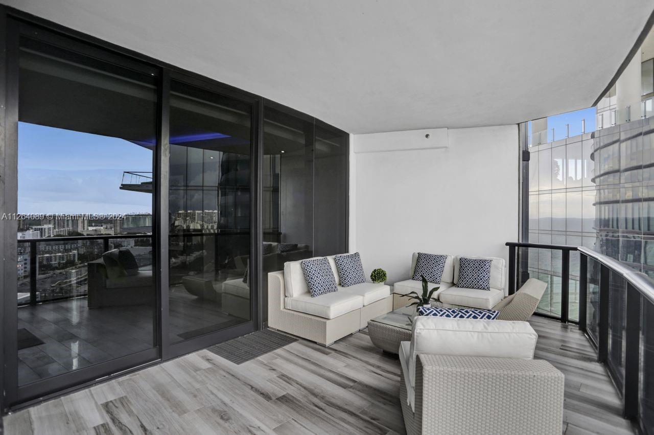 18555 COLLINS AVE 2203, Sunny Isles Beach, Florida 33160, 4 Bedrooms Bedrooms, ,4 BathroomsBathrooms,Residential,For Sale,18555 COLLINS AVE 2203,A11264089