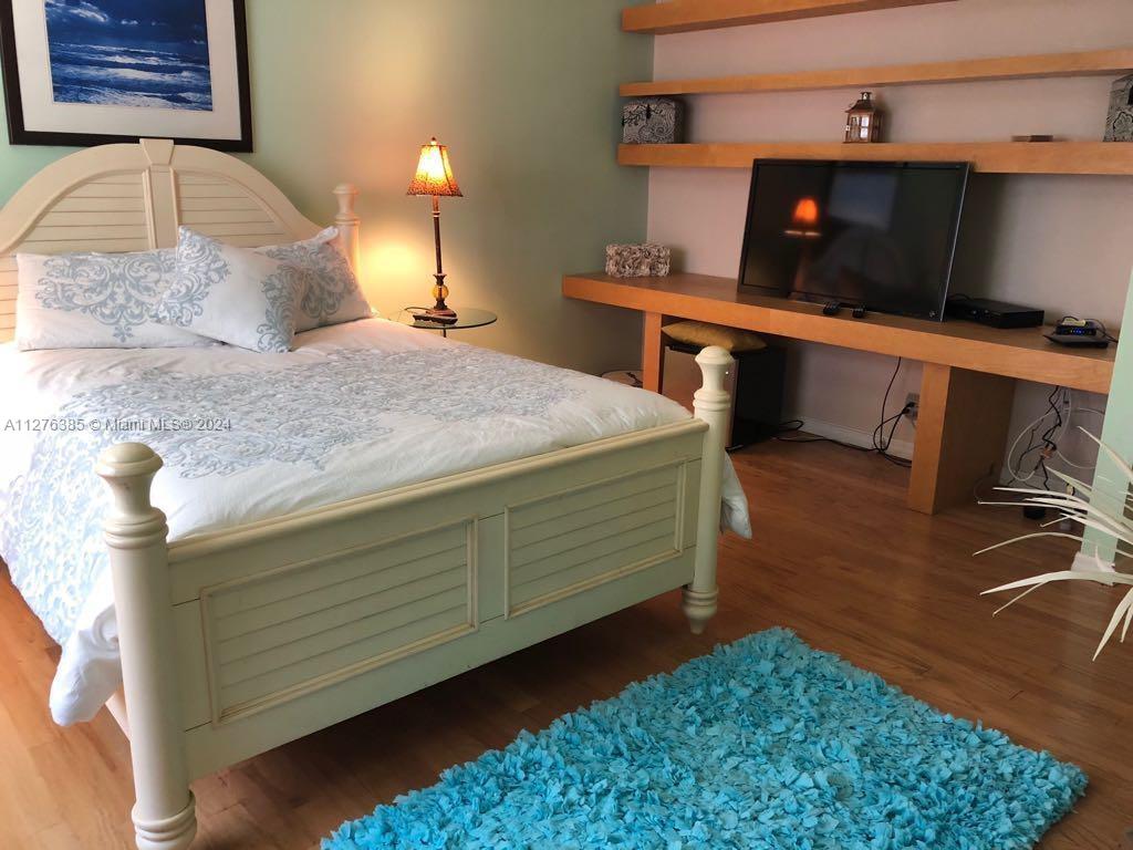 5255 Collins Ave 5D, Miami Beach, Florida 33140, 2 Bedrooms Bedrooms, ,2 BathroomsBathrooms,Residential,For Sale,5255 Collins Ave 5D,A11276385