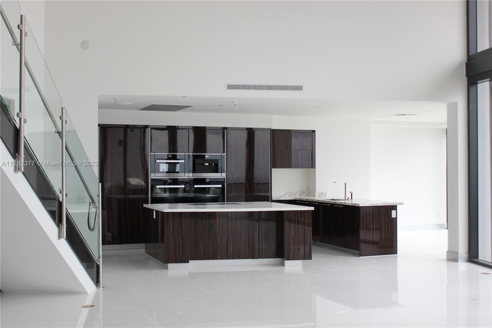 18555 COLLINS AVE, Miami Beach, FL, 33160 United States, 3 Bedrooms Bedrooms, ,3 BathroomsBathrooms,Residential,For Sale,COLLINS AVE,A11282377